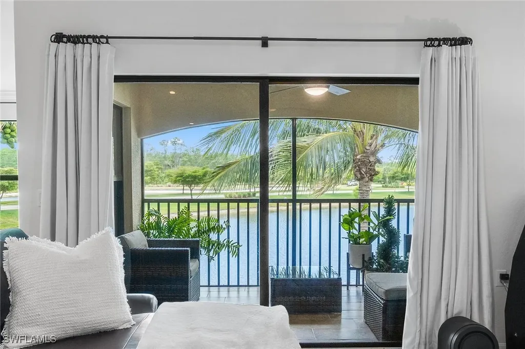 9510 Avellino Way Naples FL 34113