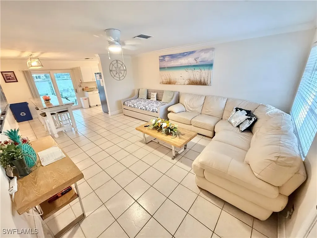 1726 Bikini Court Cape Coral FL 33904