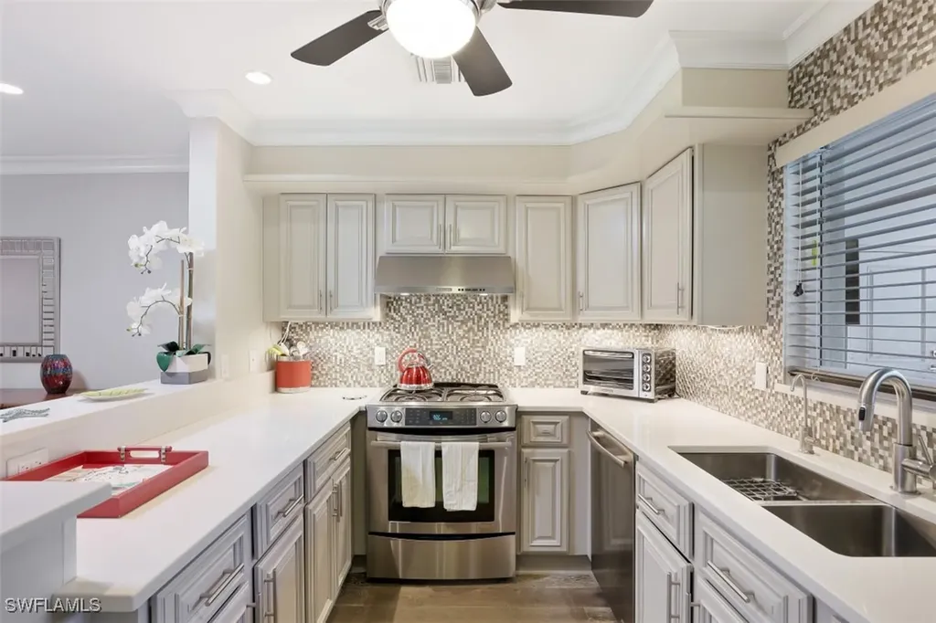 1199 9th Avenue N Naples FL 34102