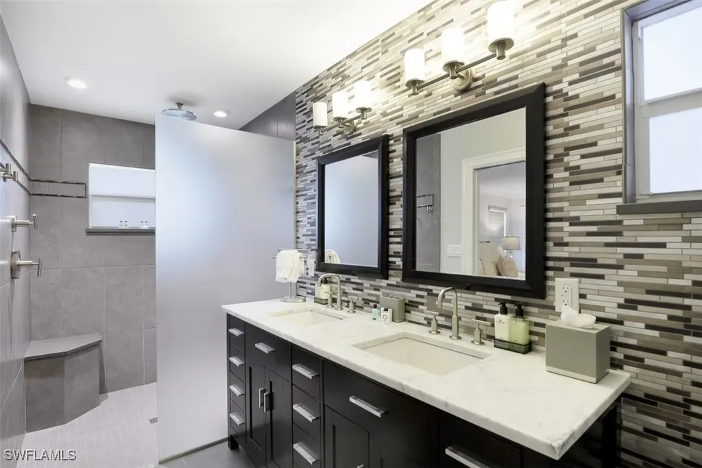 1199 9th Avenue N Naples FL 34102