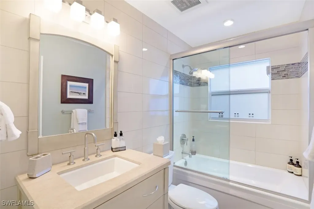 1199 9th Avenue N Naples FL 34102