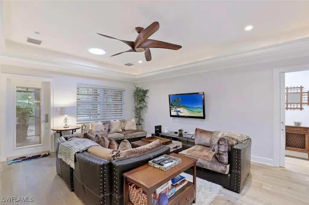 1199 9th Avenue N Naples FL 34102