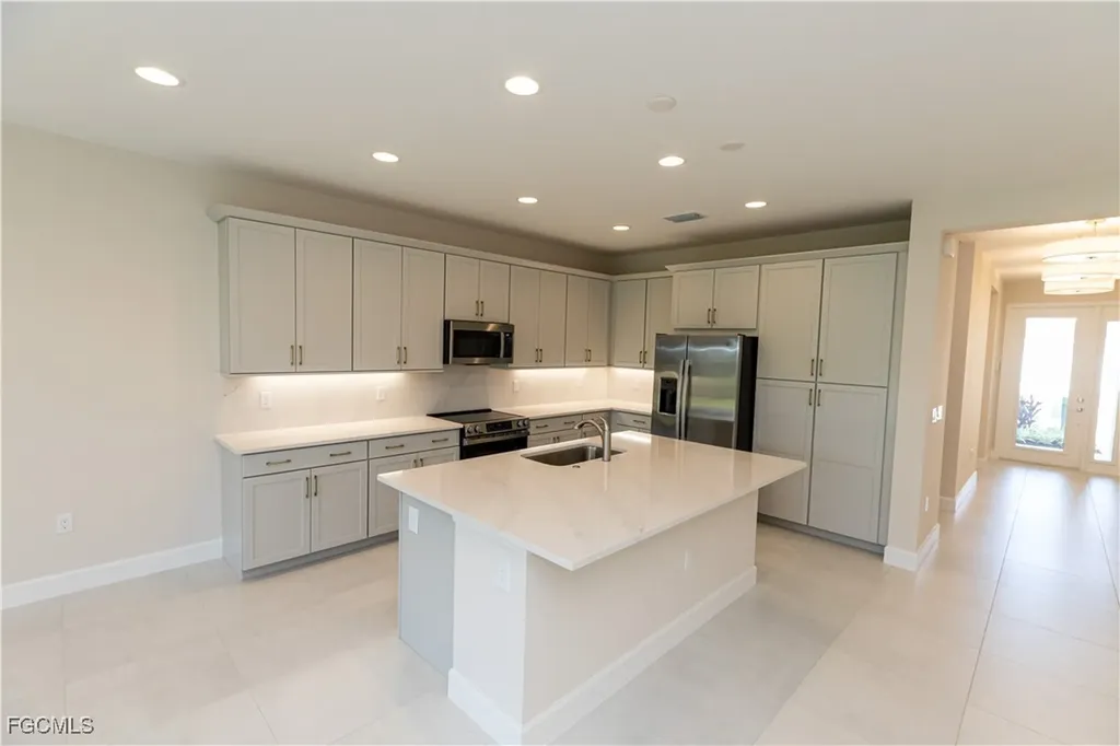 3384 Meloy Drive Fort Myers FL 33905