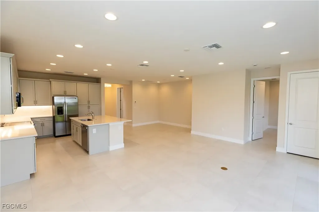 3384 Meloy Drive Fort Myers FL 33905
