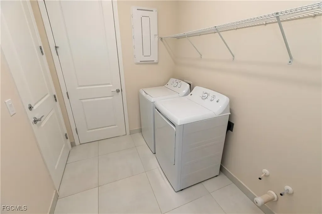 3384 Meloy Drive Fort Myers FL 33905