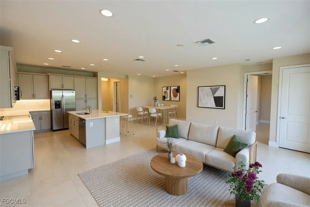 3384 Meloy Drive Fort Myers FL 33905