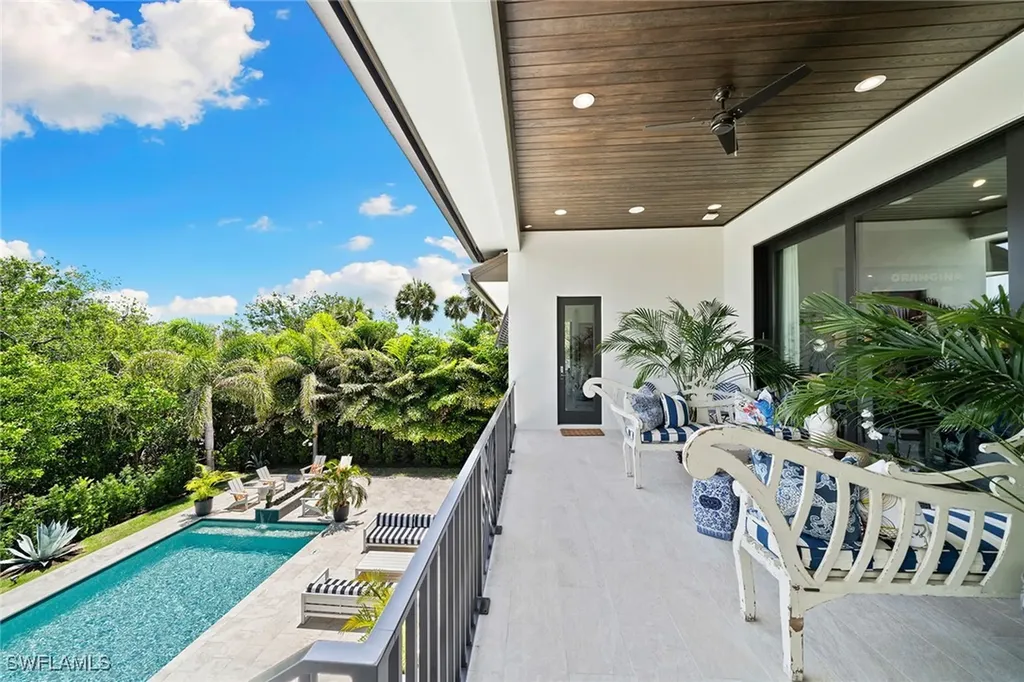 210 Topanga Drive Bonita Springs FL 34134