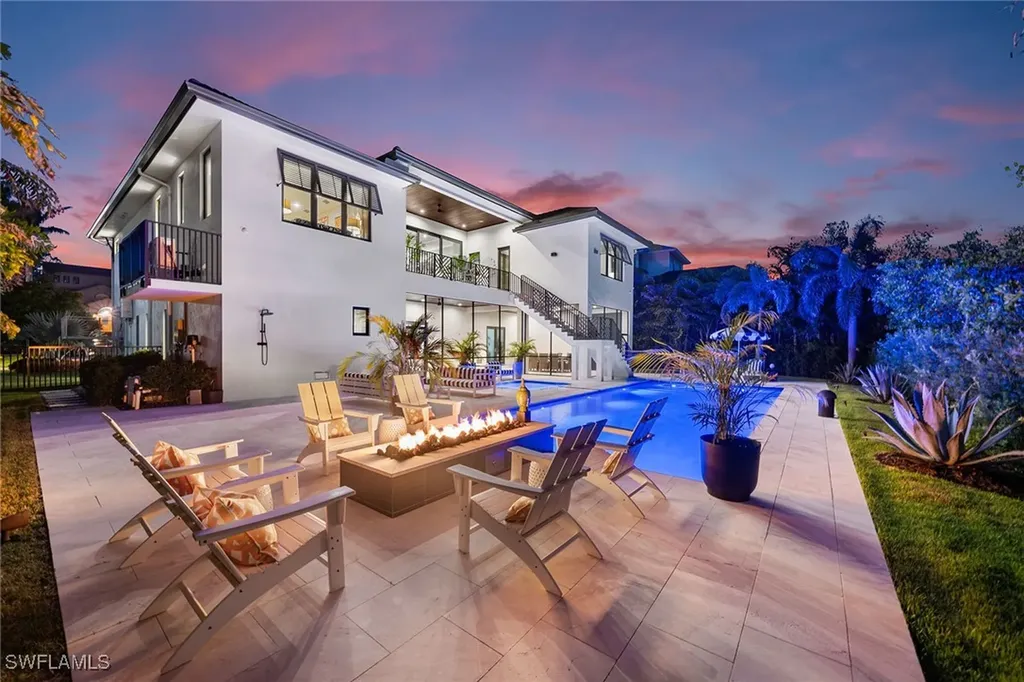 210 Topanga Drive Bonita Springs FL 34134