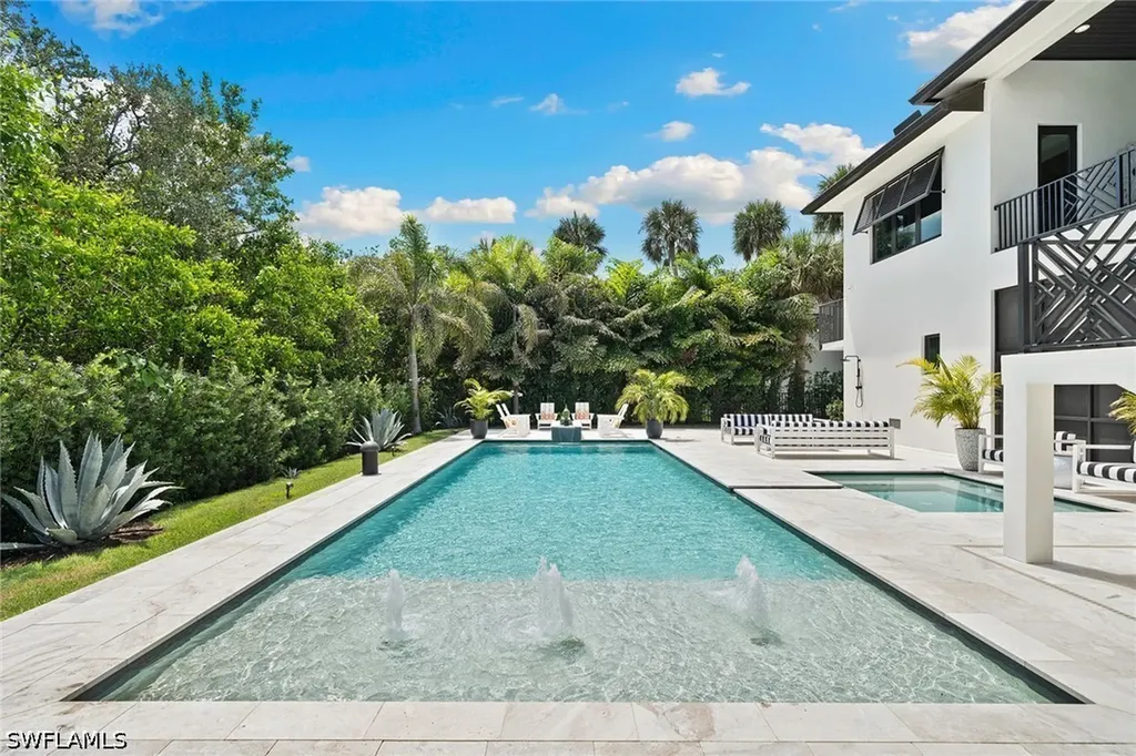 210 Topanga Drive Bonita Springs FL 34134