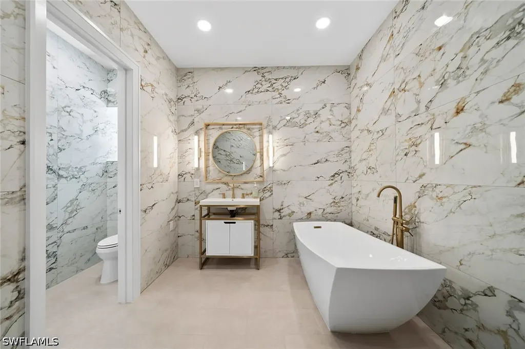 210 Topanga Drive Bonita Springs FL 34134