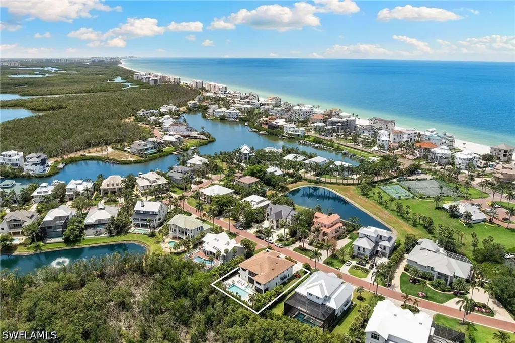 210 Topanga Drive Bonita Springs FL 34134