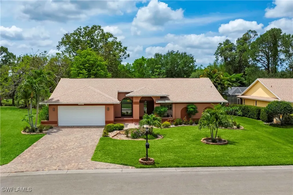 10421 Regent Circle Naples FL 34109