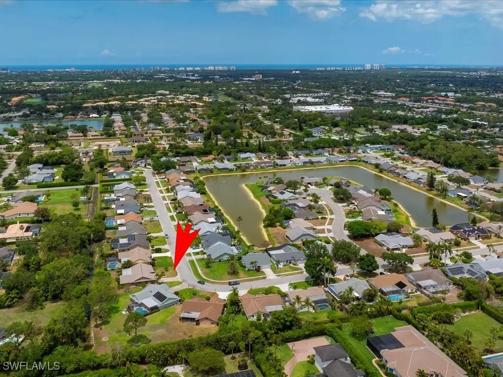 10421 Regent Circle Naples FL 34109