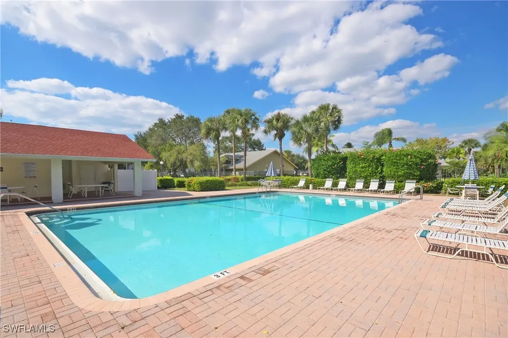 10421 Regent Circle Naples FL 34109