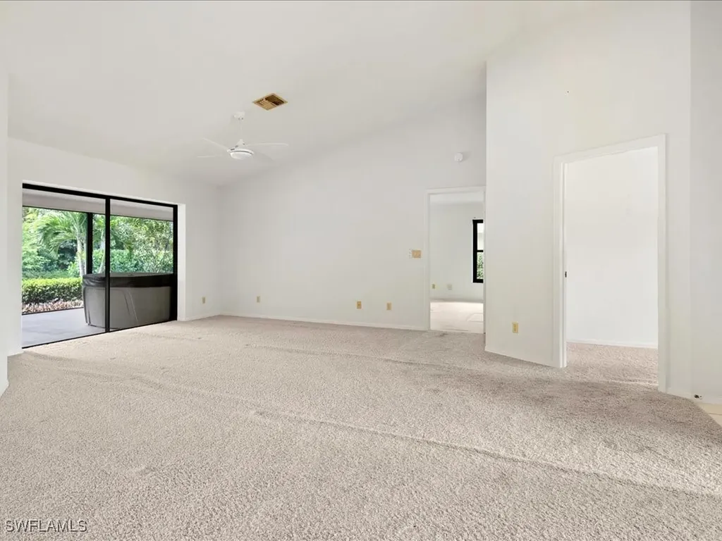 10421 Regent Circle Naples FL 34109