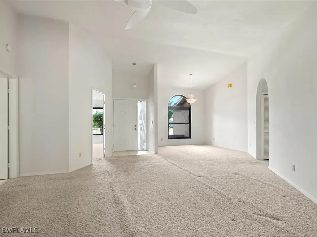 10421 Regent Circle Naples FL 34109