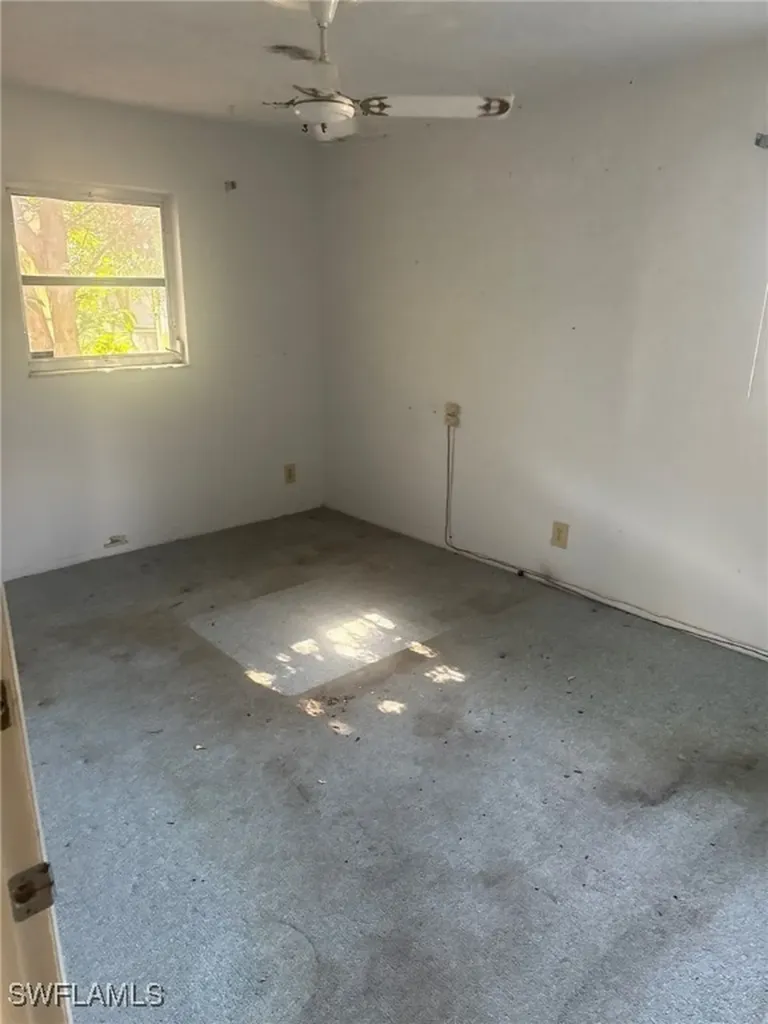 941 Jasmine Street North Fort Myers FL 33903