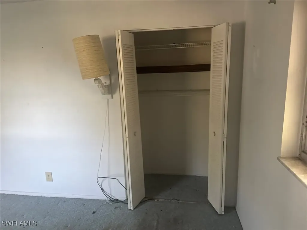 941 Jasmine Street North Fort Myers FL 33903