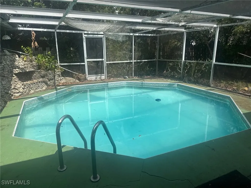 941 Jasmine Street North Fort Myers FL 33903