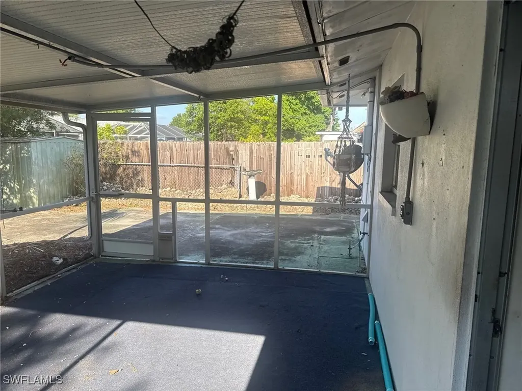 941 Jasmine Street North Fort Myers FL 33903