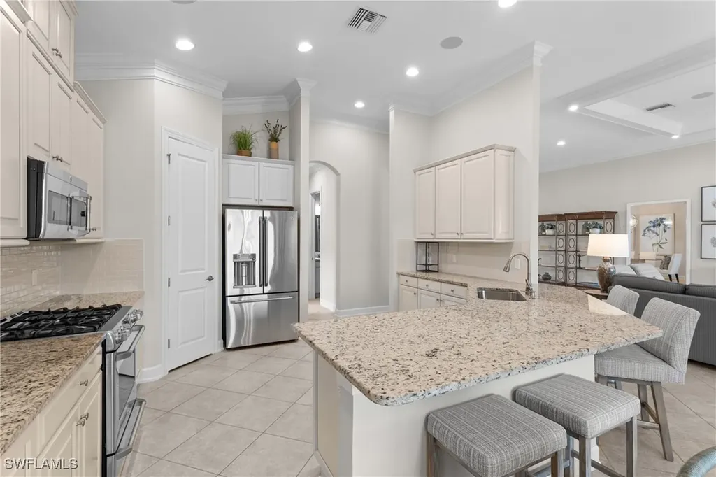 8880 Savona Court Naples FL 34119