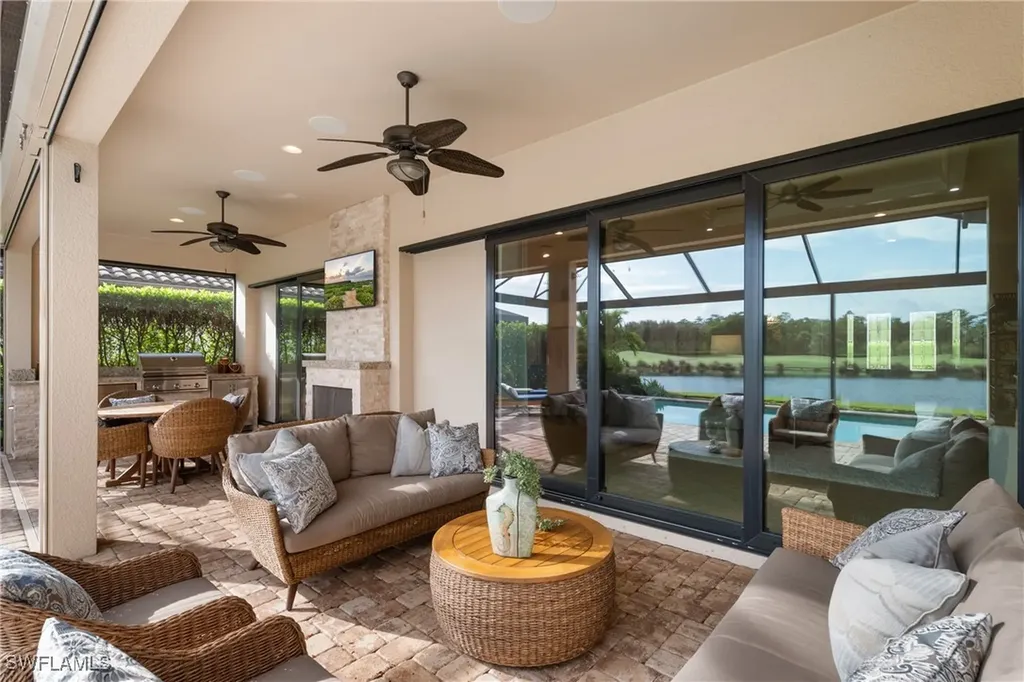 8880 Savona Court Naples FL 34119
