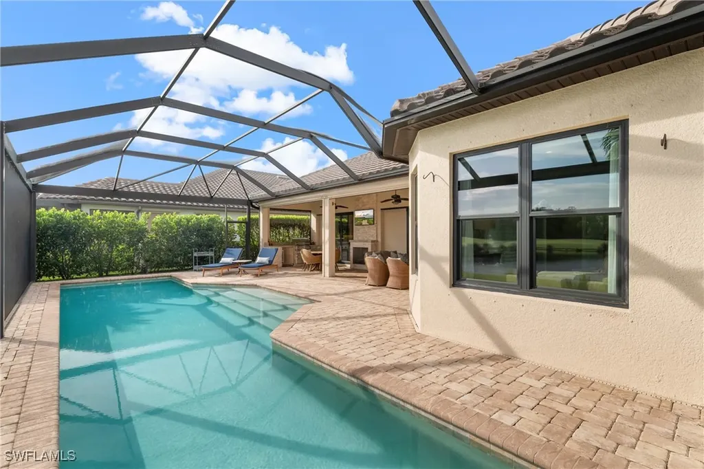8880 Savona Court Naples FL 34119