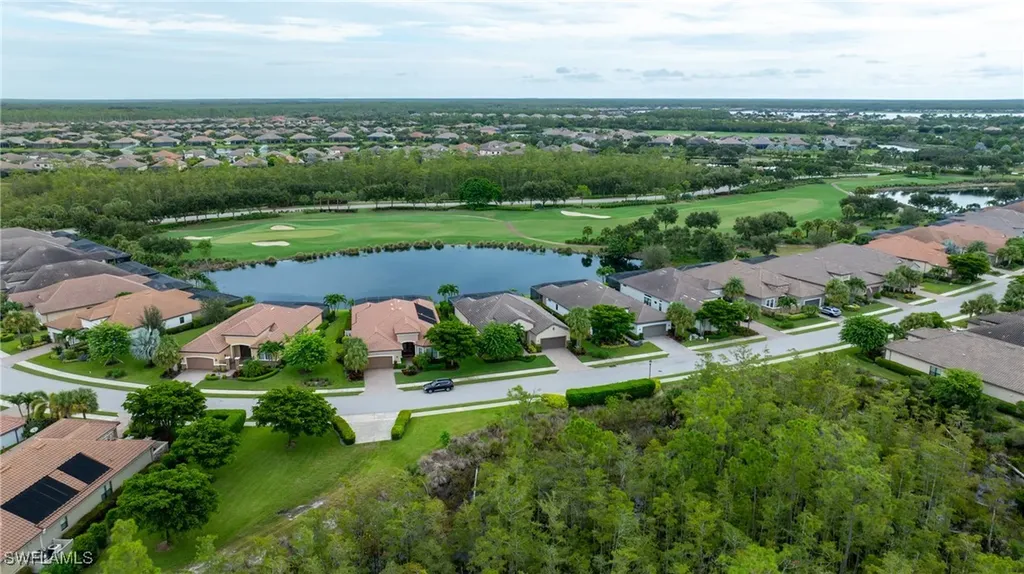 8880 Savona Court Naples FL 34119