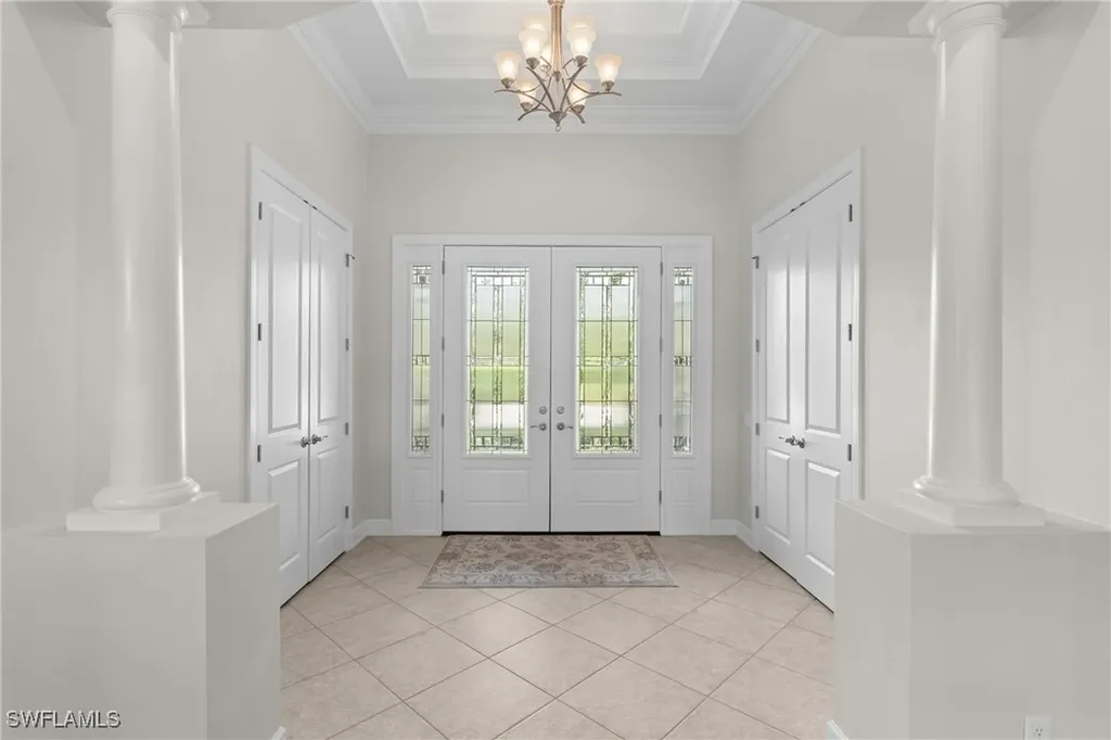 8880 Savona Court Naples FL 34119