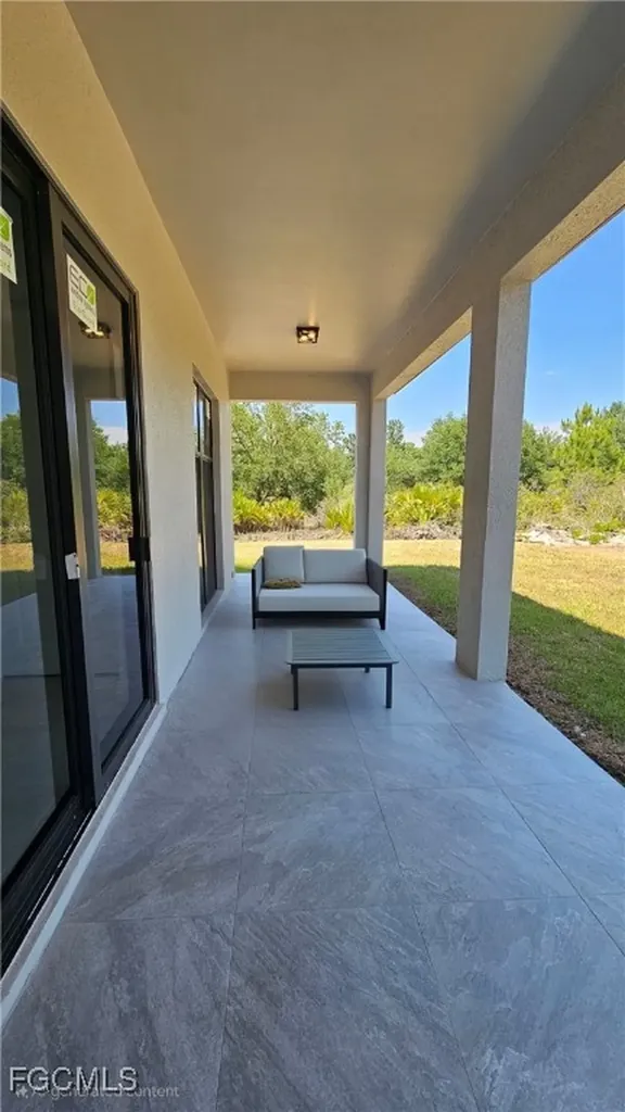 812 Hibiscus Avenue Lehigh Acres FL 33972