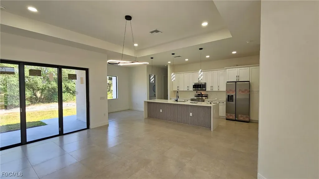 812 Hibiscus Avenue Lehigh Acres FL 33972