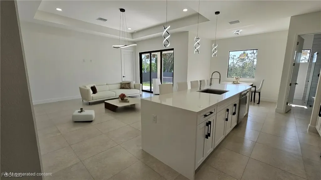 812 Hibiscus Avenue Lehigh Acres FL 33972