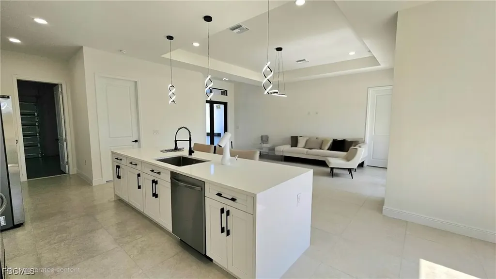 812 Hibiscus Avenue Lehigh Acres FL 33972
