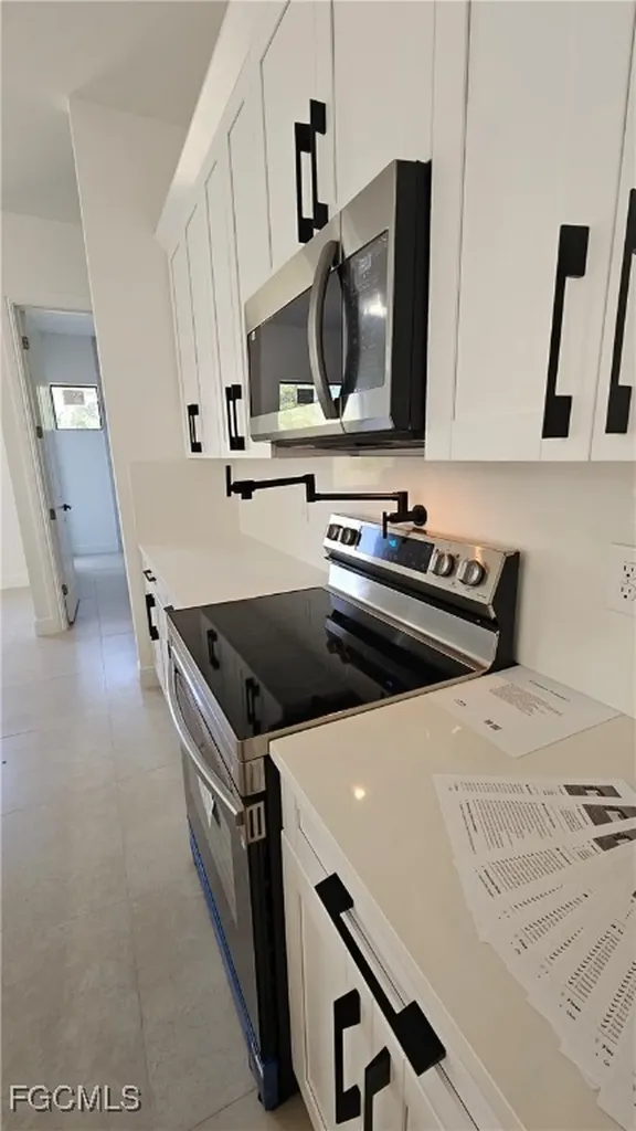 812 Hibiscus Avenue Lehigh Acres FL 33972