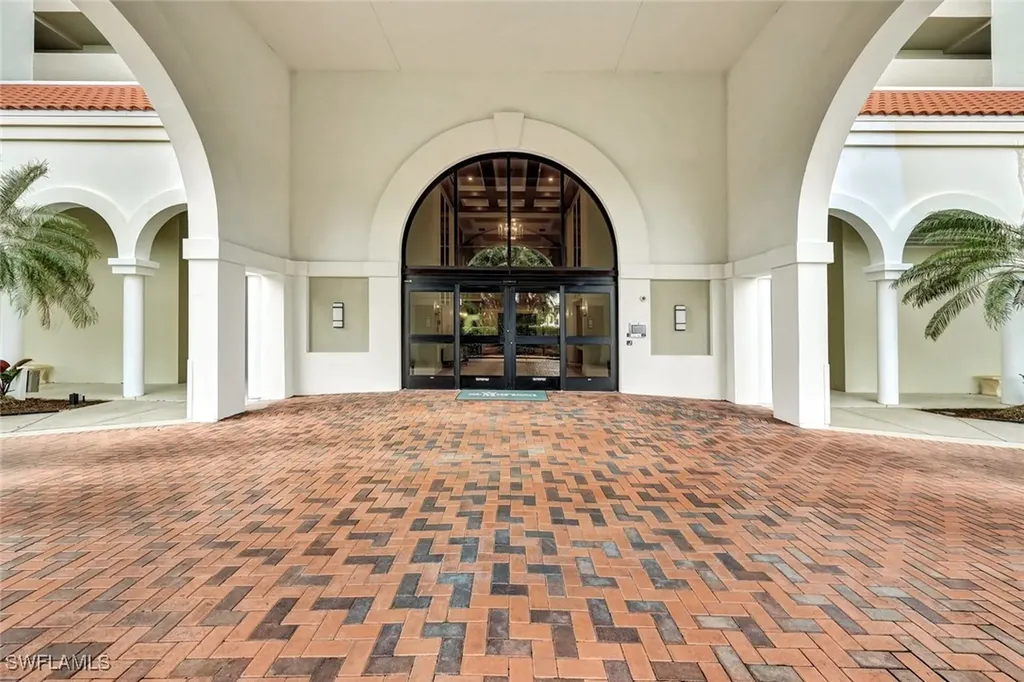 6573 Marissa Loop Naples FL 34108