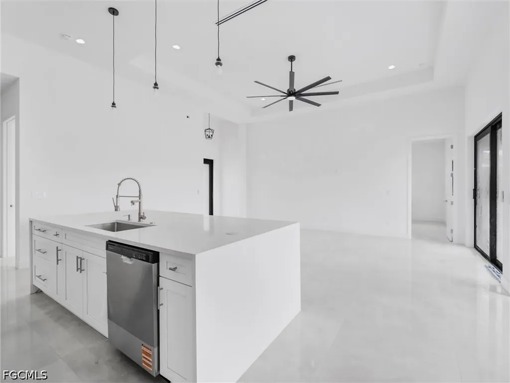 305 Diplomat Parkway E Cape Coral FL 33909