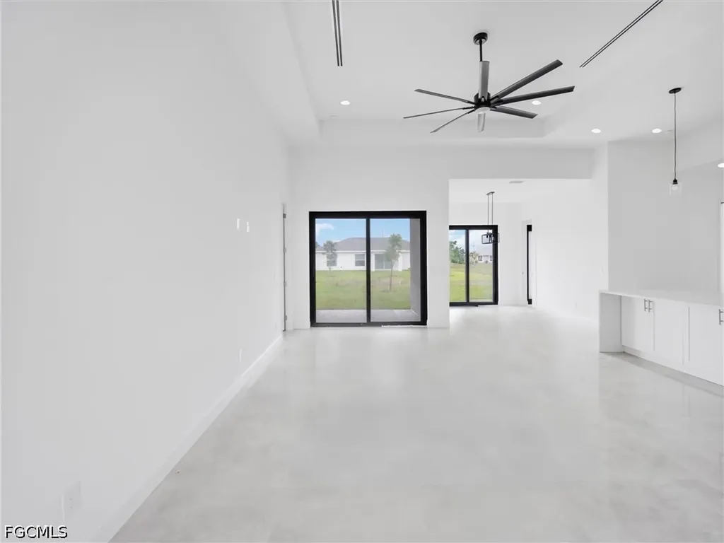 305 Diplomat Parkway E Cape Coral FL 33909