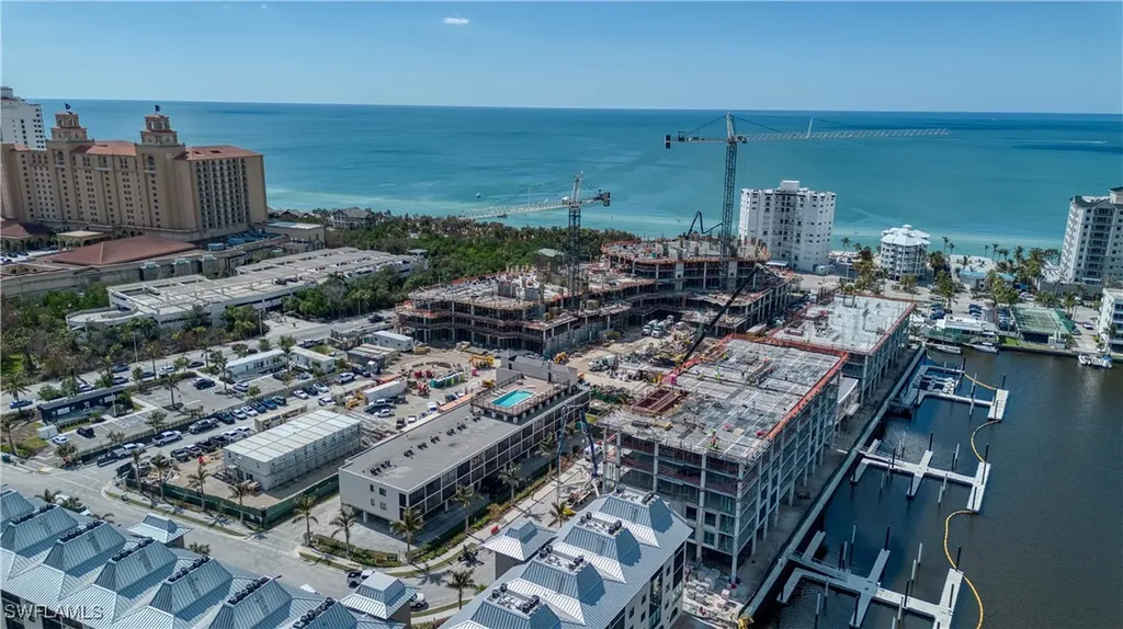 260 Southbay Drive Naples FL 34108