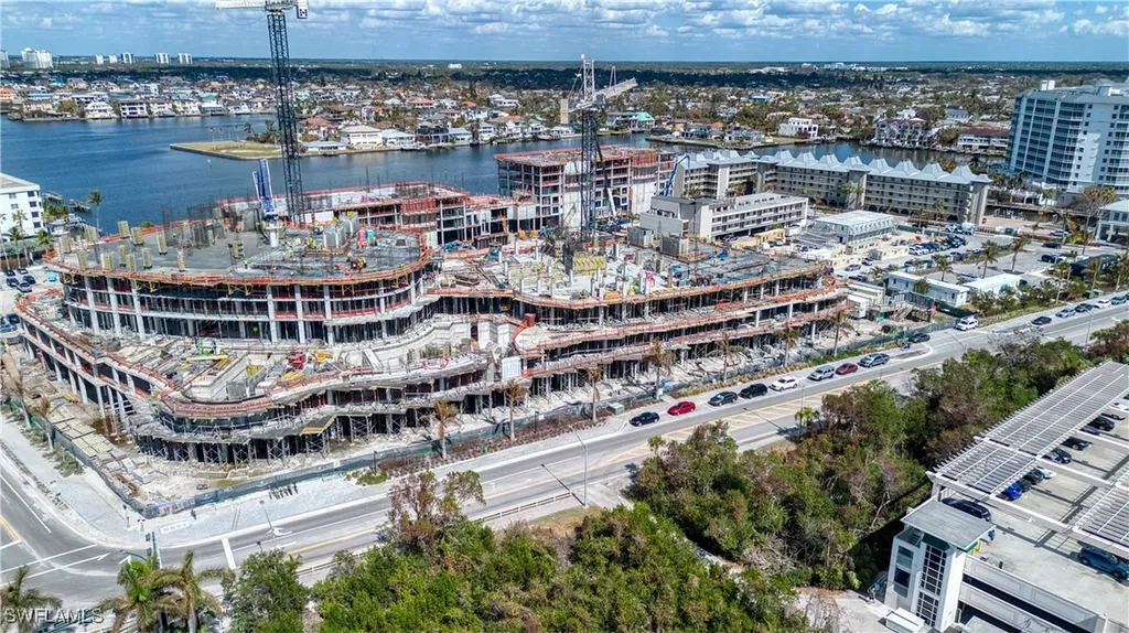 260 Southbay Drive Naples FL 34108