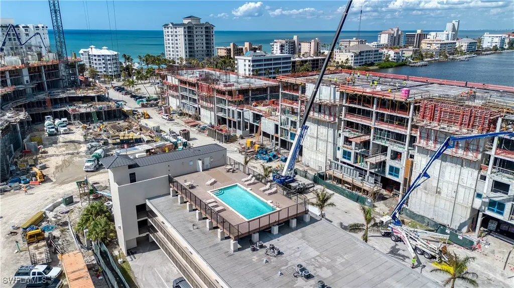 260 Southbay Drive Naples FL 34108