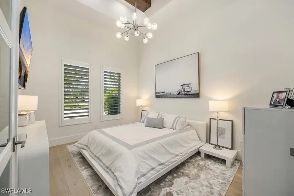 6145 Sea Grass Lane Naples FL 34116