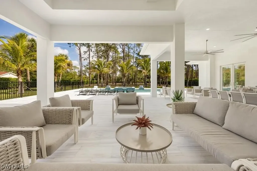 6145 Sea Grass Lane Naples FL 34116