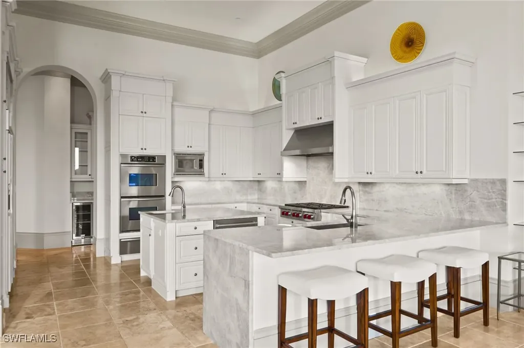 6387 Highcroft Drive Naples FL 34119