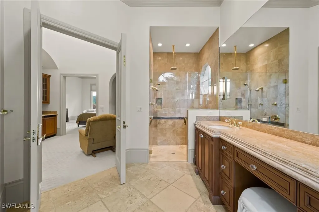 6387 Highcroft Drive Naples FL 34119