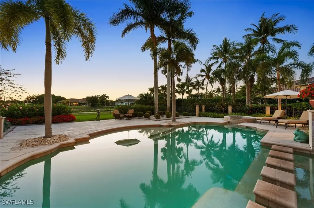6387 Highcroft Drive Naples FL 34119