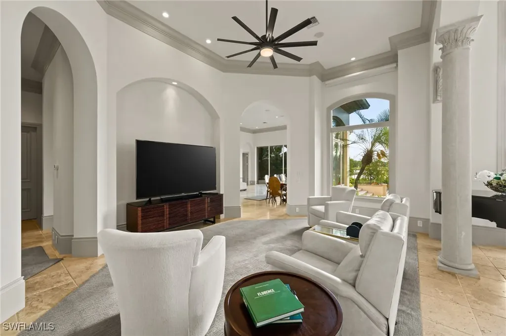 6387 Highcroft Drive Naples FL 34119