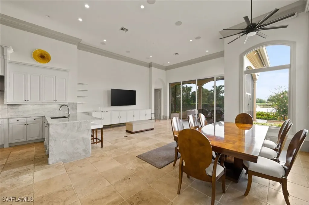 6387 Highcroft Drive Naples FL 34119