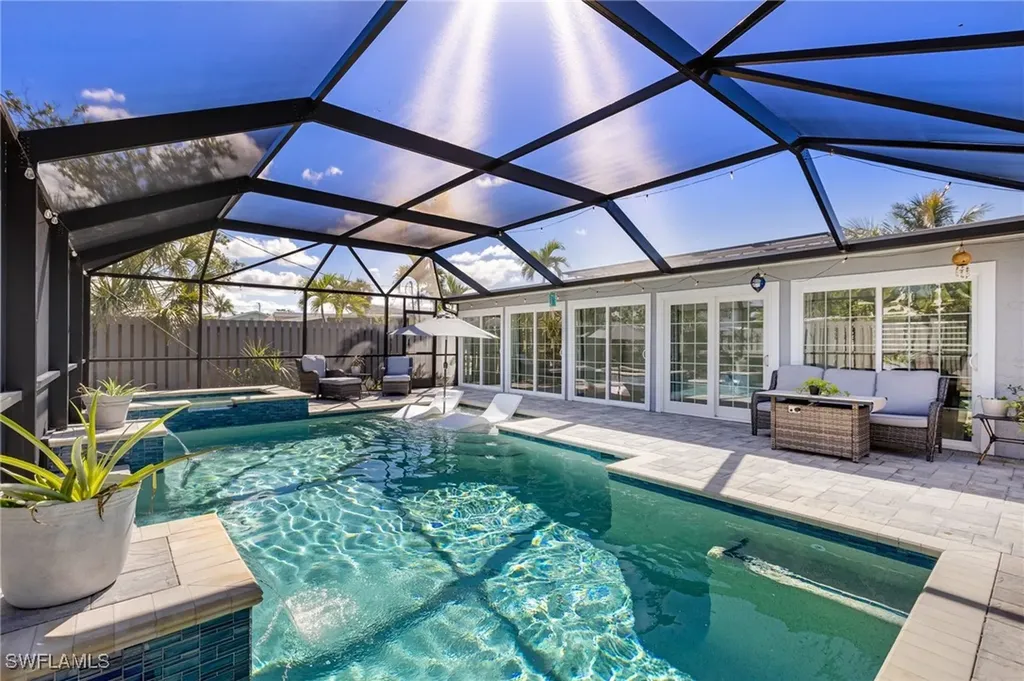 179 Hibiscus Drive Fort Myers Beach FL 33931