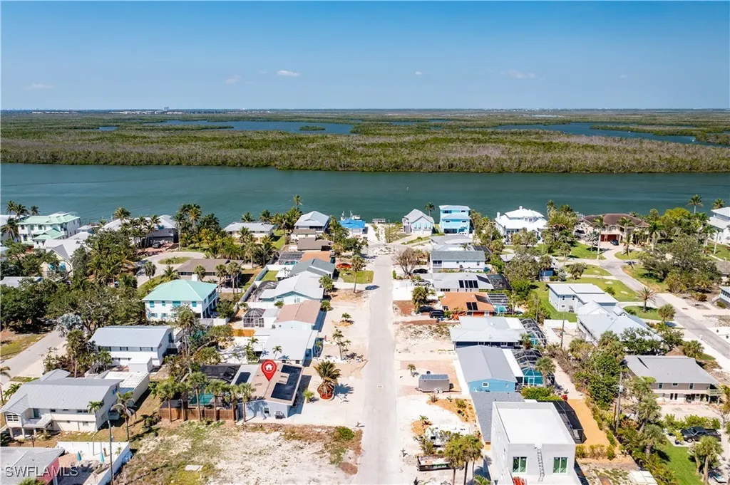 179 Hibiscus Drive Fort Myers Beach FL 33931