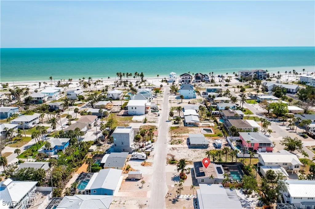 179 Hibiscus Drive Fort Myers Beach FL 33931